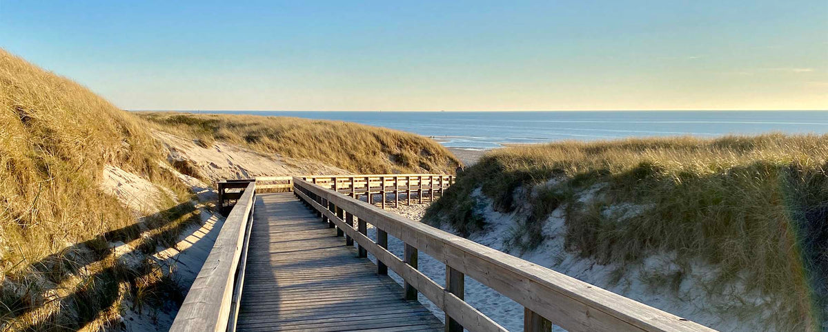 Strandzugang in Wenningstedt auf Sylt mit Blick auf die Nordsee