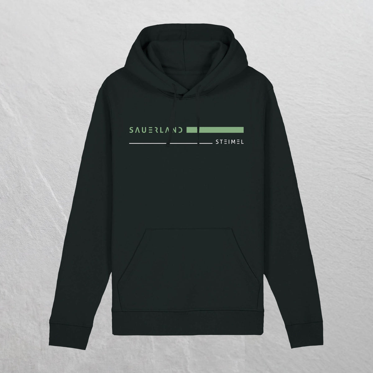 Produktforto eines schwarzem Sauerland Hoodie aus Biobaumwolle mit grünem aufdruck