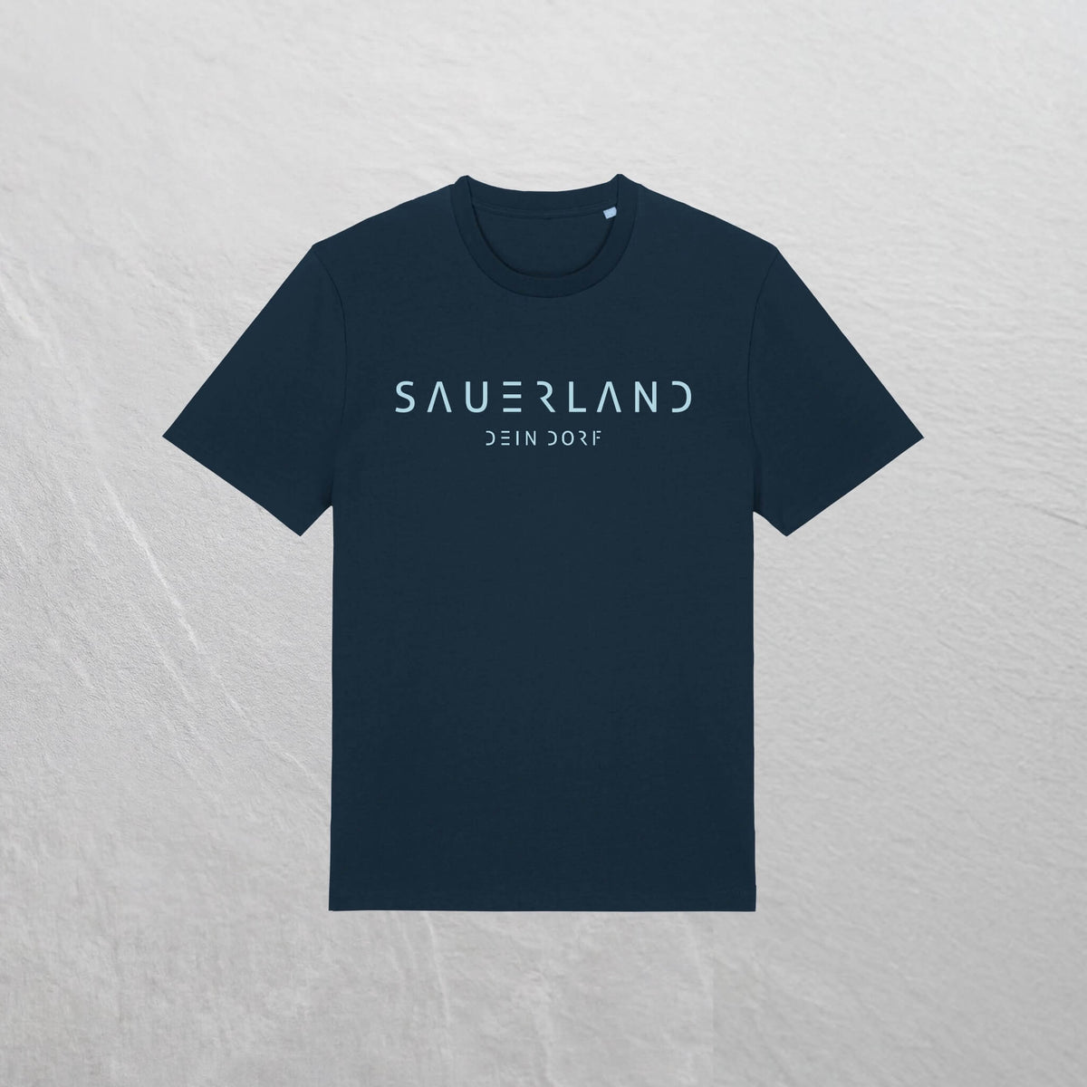 Produktfoto des personalisierbaren newSAUERLAND T-Shirt im Dorfdesign mit  Deinem Dorf in der Farbe dunkelblau