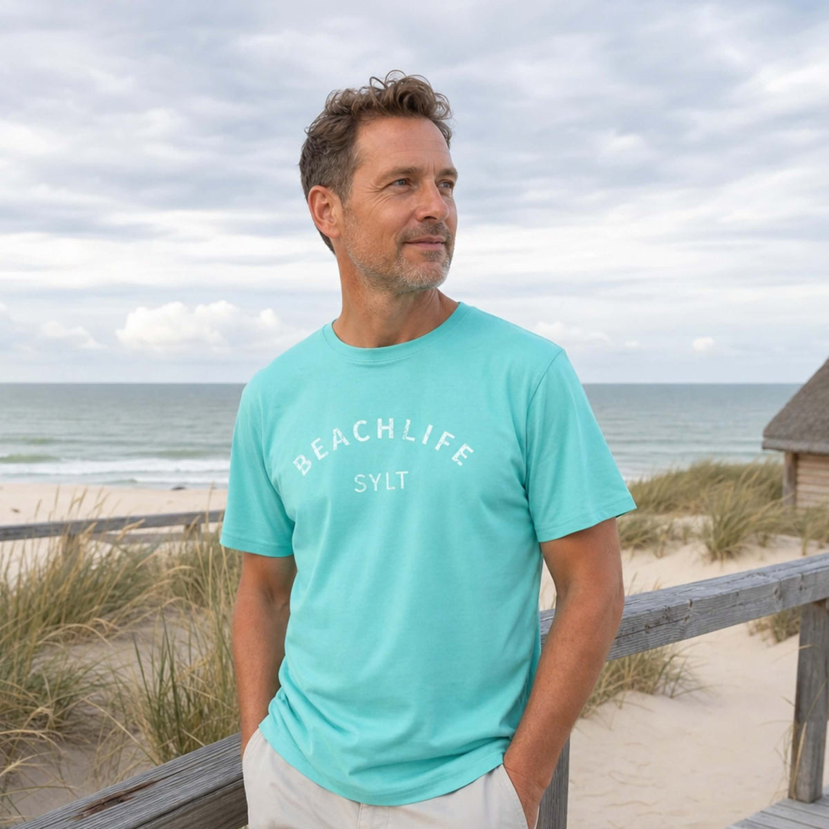 Sylt T-Shirt Beachlife in hellblau mit weißem Aufdruck Beachlife Sylt